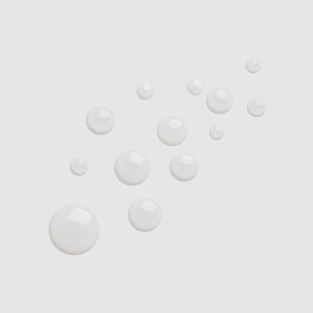 Agua Desmaquillante Exprés Rostro y Ojos / Elimina hasta el maquillaje más difícil.