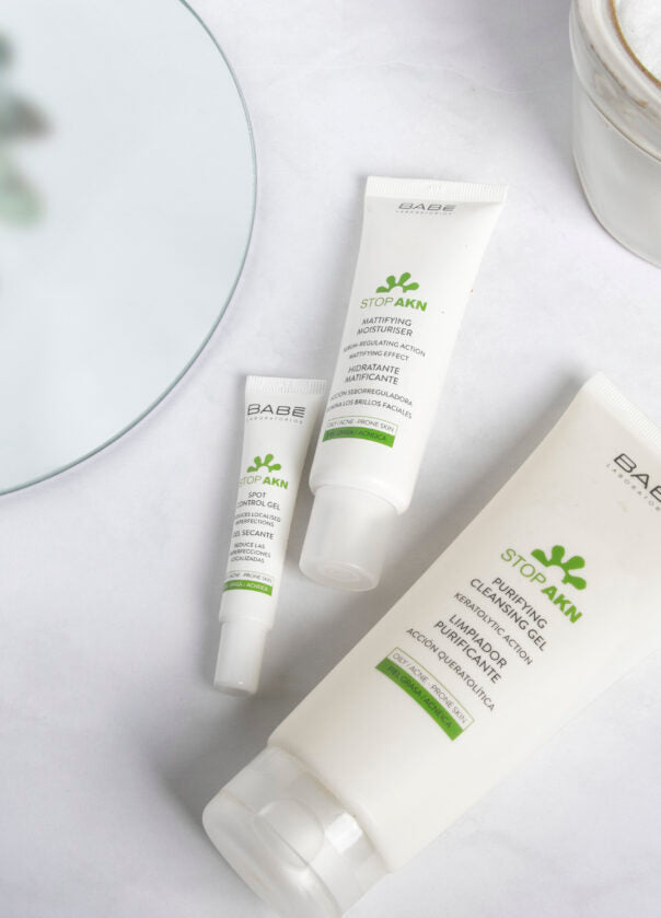 STOP AKN LIMPIADOR FACIAL PURIFICANTE - limpiador para PIELES MIXTA-GRASA-ACNEICA