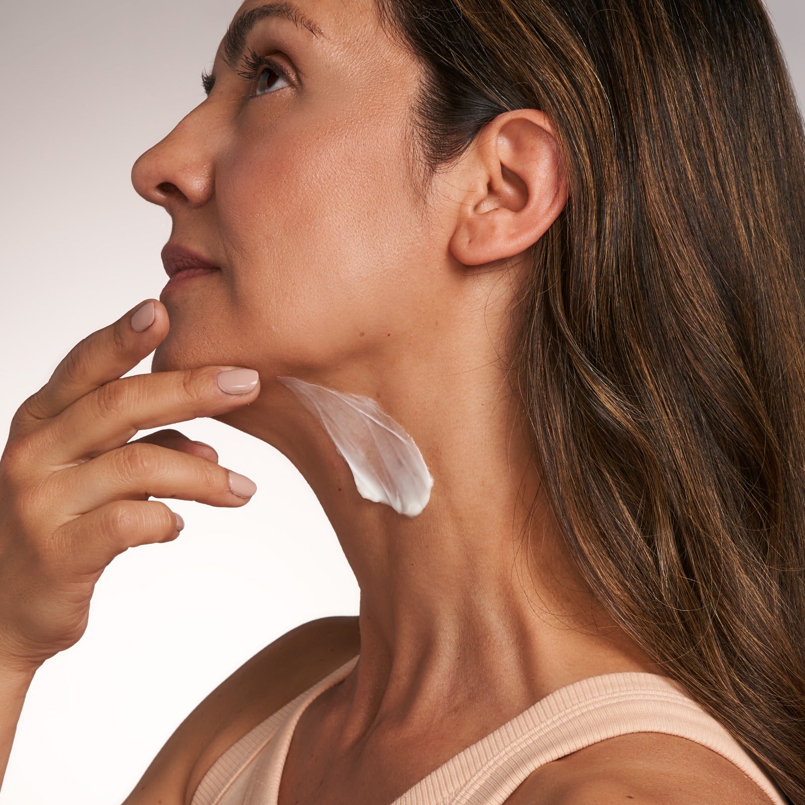 Pack Cuello Firme 360° trabaja por fuera y por dentro - Crema antiedad cuello y escote + GLISODIN