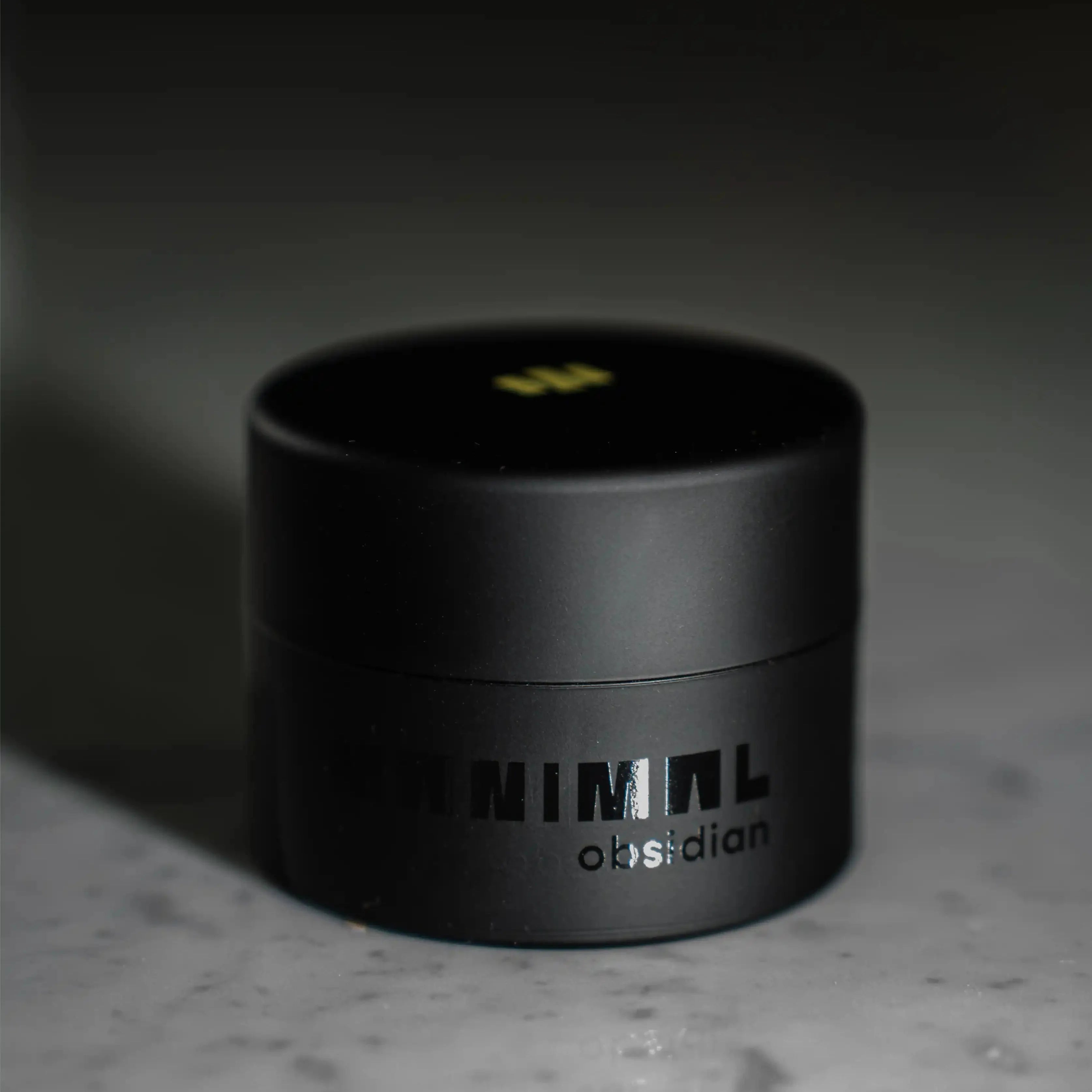Obsidian Crema Facial Antiedad e Hidratante para hombres