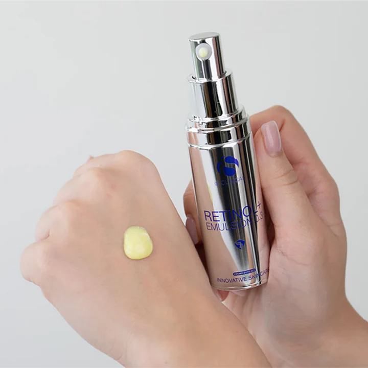 Retinol+ Emulsion 0.3 Is Clinical - Antiedad, atenua, ilumina